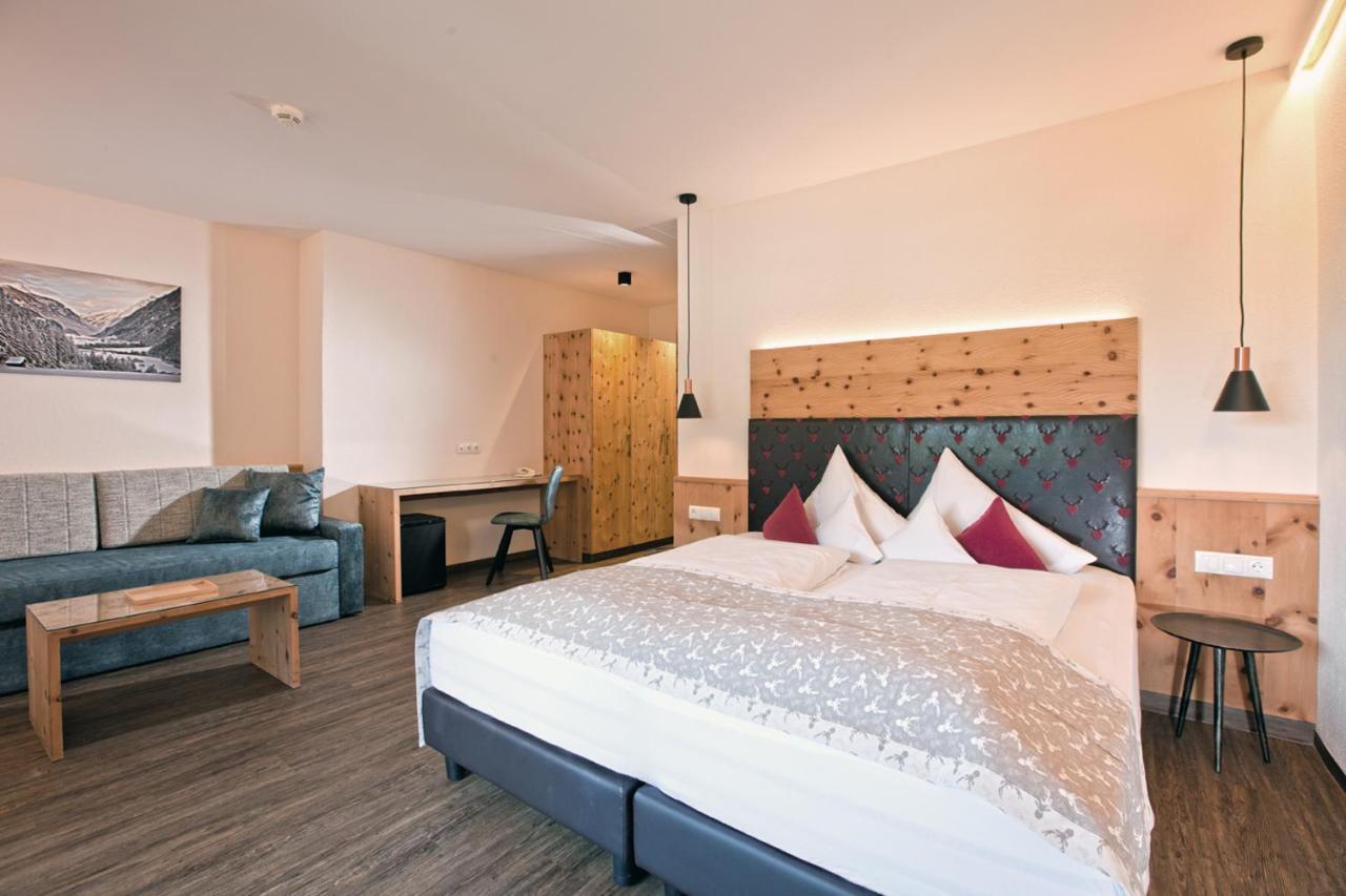 Hotel Truyenhof Ried im Oberinntal Εξωτερικό φωτογραφία